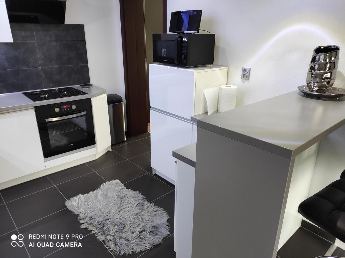 Apartman Mb Poprad Zewnętrze zdjęcie